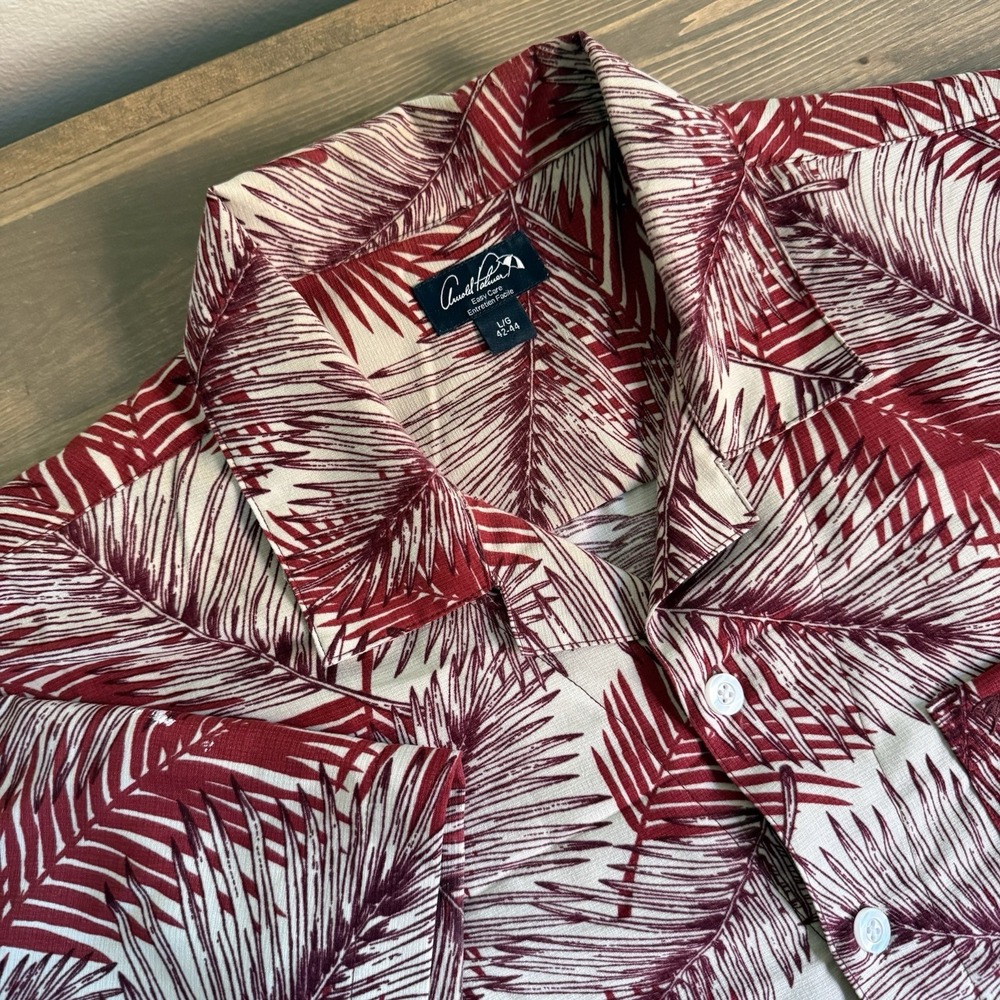 Arnold Palmer Men's Large Red Tan Easy‎ Care Floral Short Sleeve Button Up Shirt